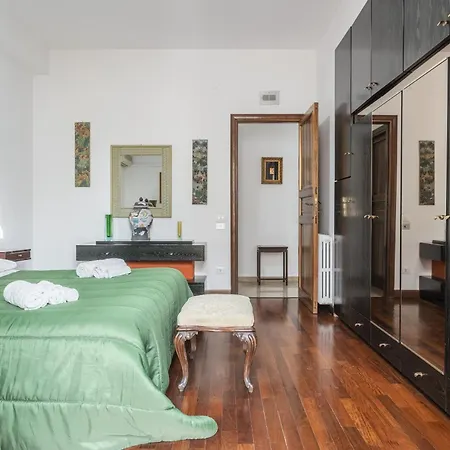 Casa Del Corso * צ'יניזי